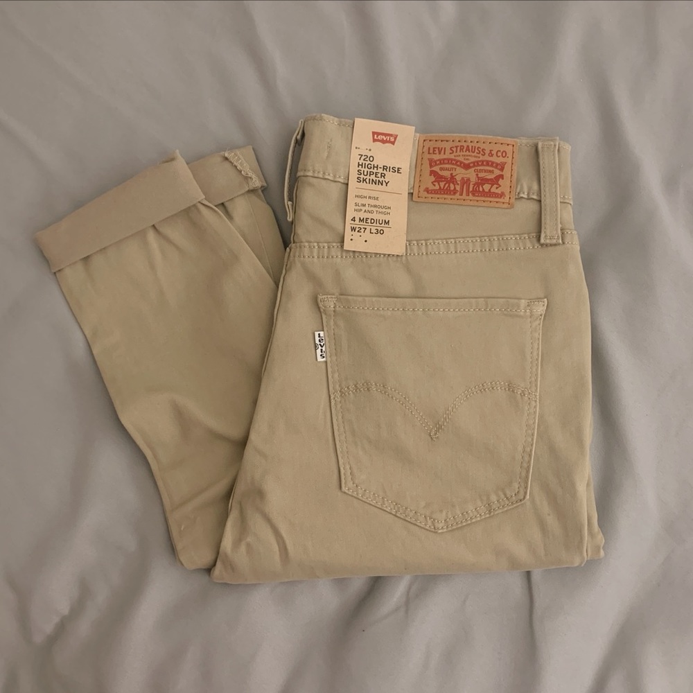 Levi’s 720 High-Rise Super Skinny